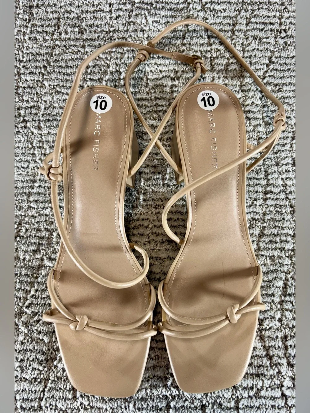 NEW Marc Fisher Women’s Size 10M Light Natural Tone Gurion Block Heel Sandal